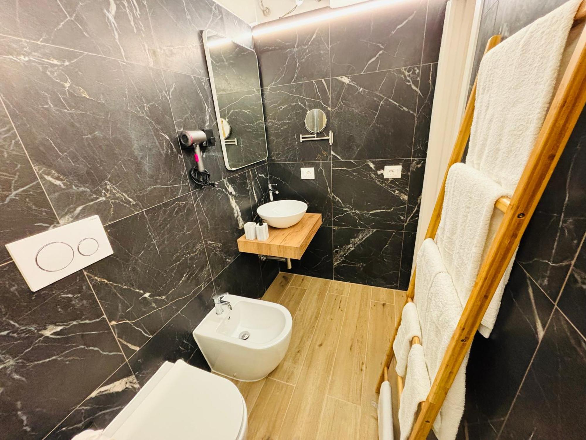 La Petite Suite ซานเรโม ภายนอก รูปภาพ